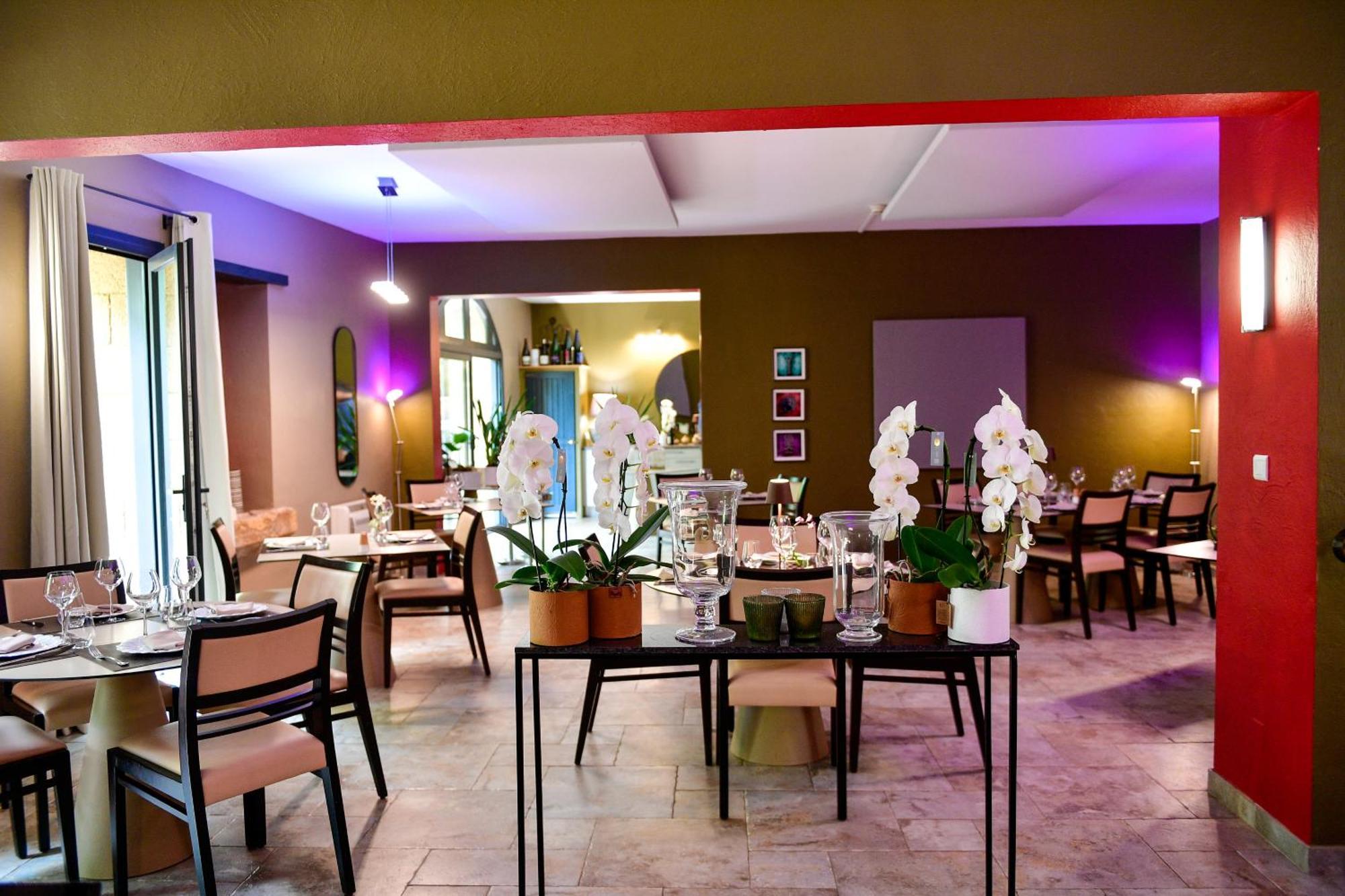 Le Mas Des Aigras - Hotel & Restaurant De Charme En Provence Orange  Ngoại thất bức ảnh