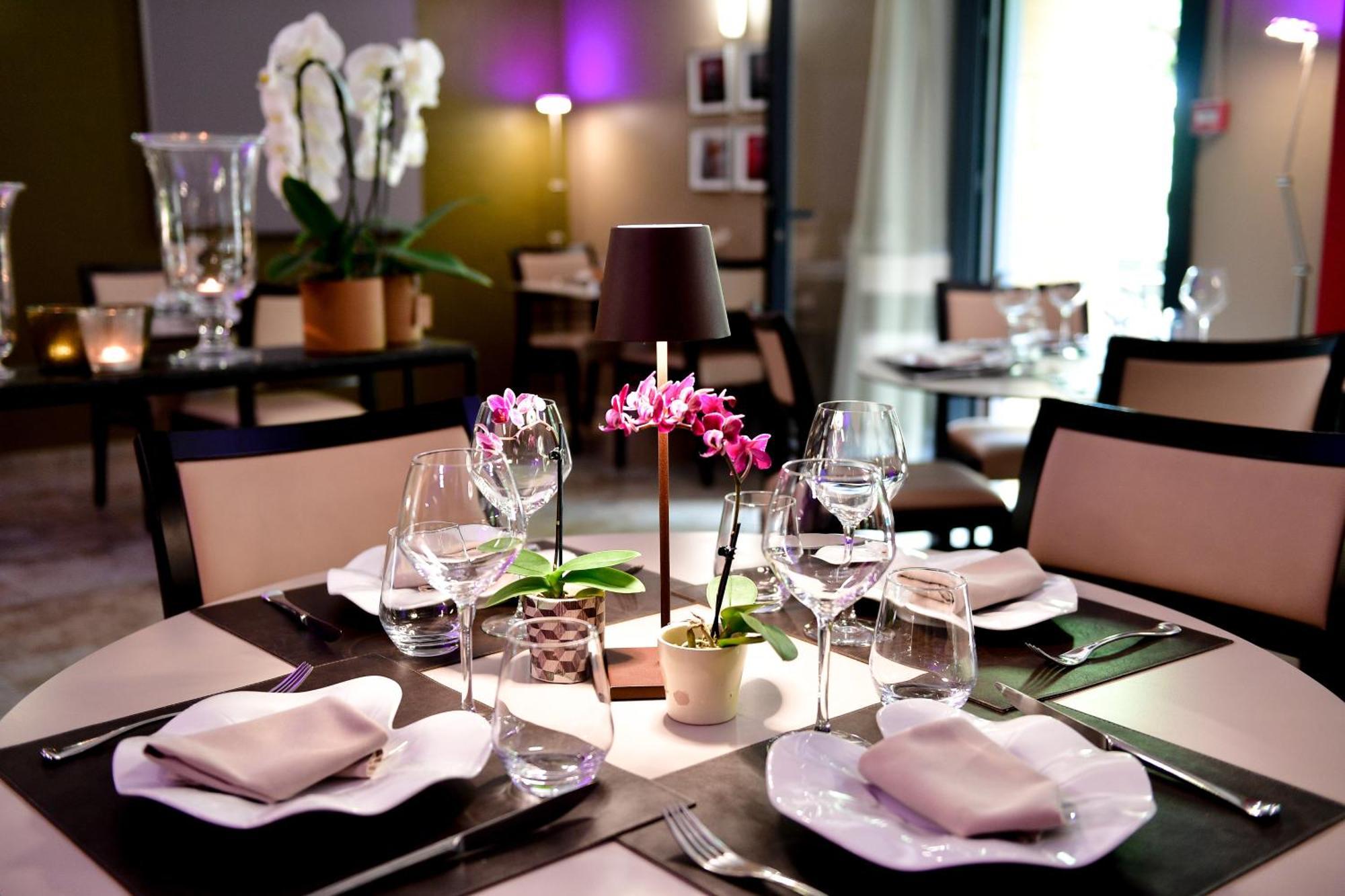 Le Mas Des Aigras - Hotel & Restaurant De Charme En Provence Orange  Ngoại thất bức ảnh