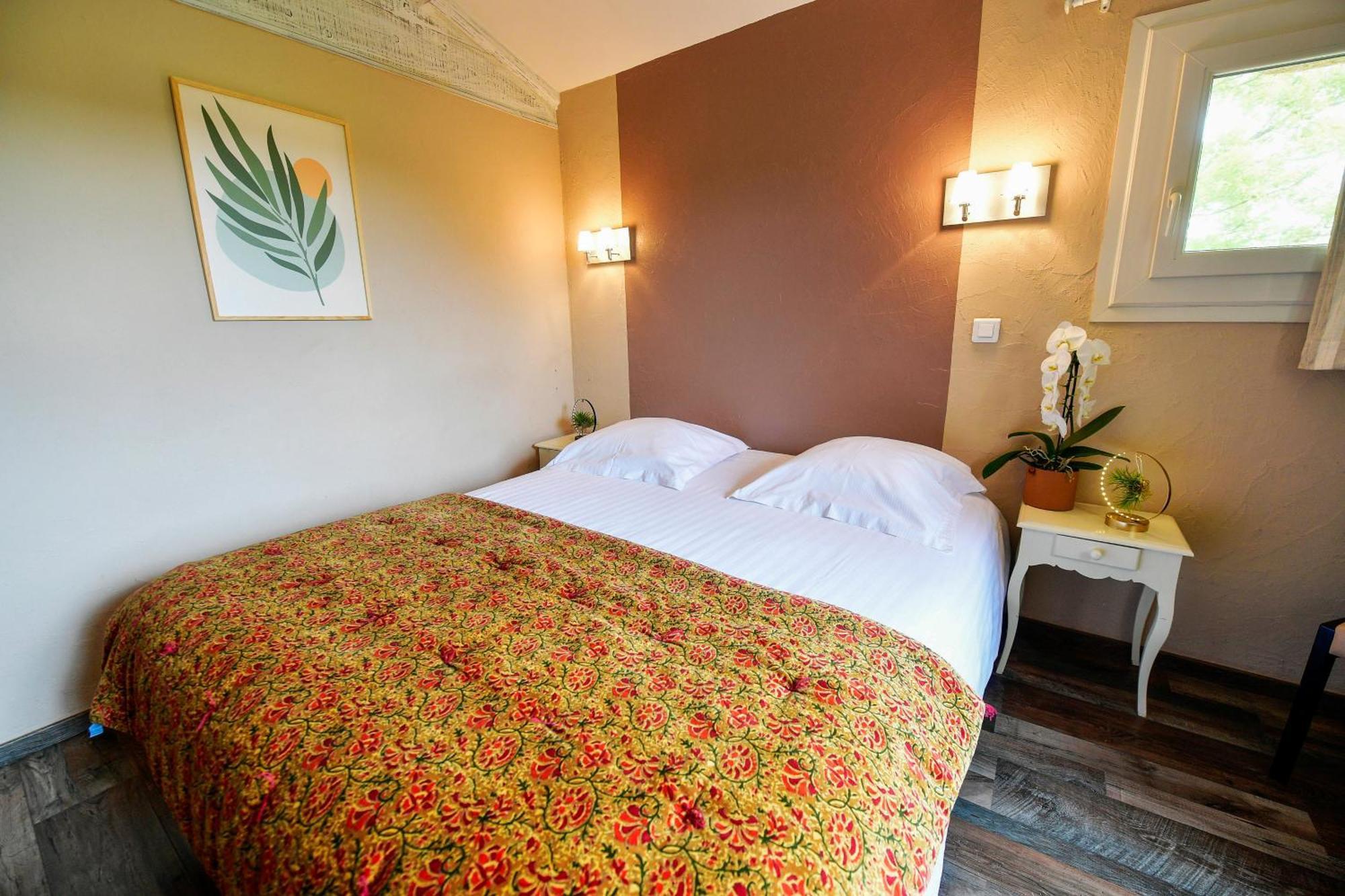 Le Mas Des Aigras - Hotel & Restaurant De Charme En Provence Orange  Ngoại thất bức ảnh